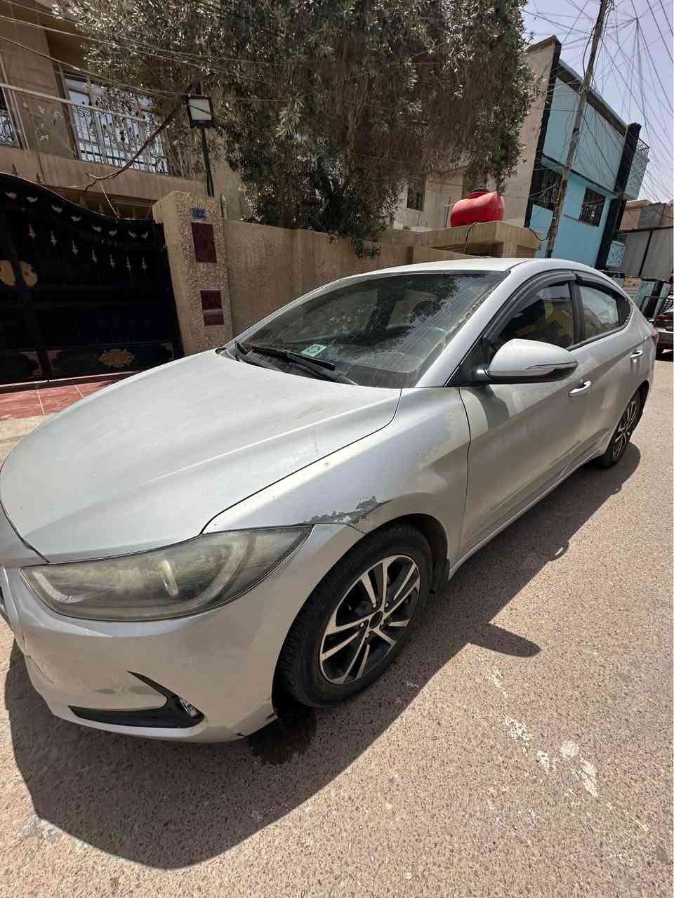 هونداي النترا خليجي  2016شكل 2017

مواصفات عادية/ تحكم و اشاير مري وحساس خلفي وشاشة 

كير ومكينة مكفولات  

الشاصي واللغد مكفولات 

بيها صبغ  بلبنيد حادث سطحي 

وبيها صبغ باب وجاملغ امامي ومباوك ويه لباب الخلفي 

والجنطه بيها بارد  والسيارة بيها جراد  

 

باسمي والسنوية 2028 مكانها بغداد البياع 

الاتصال  *********** 

السعر 94$ وبيها مجال بغداد, العراق
