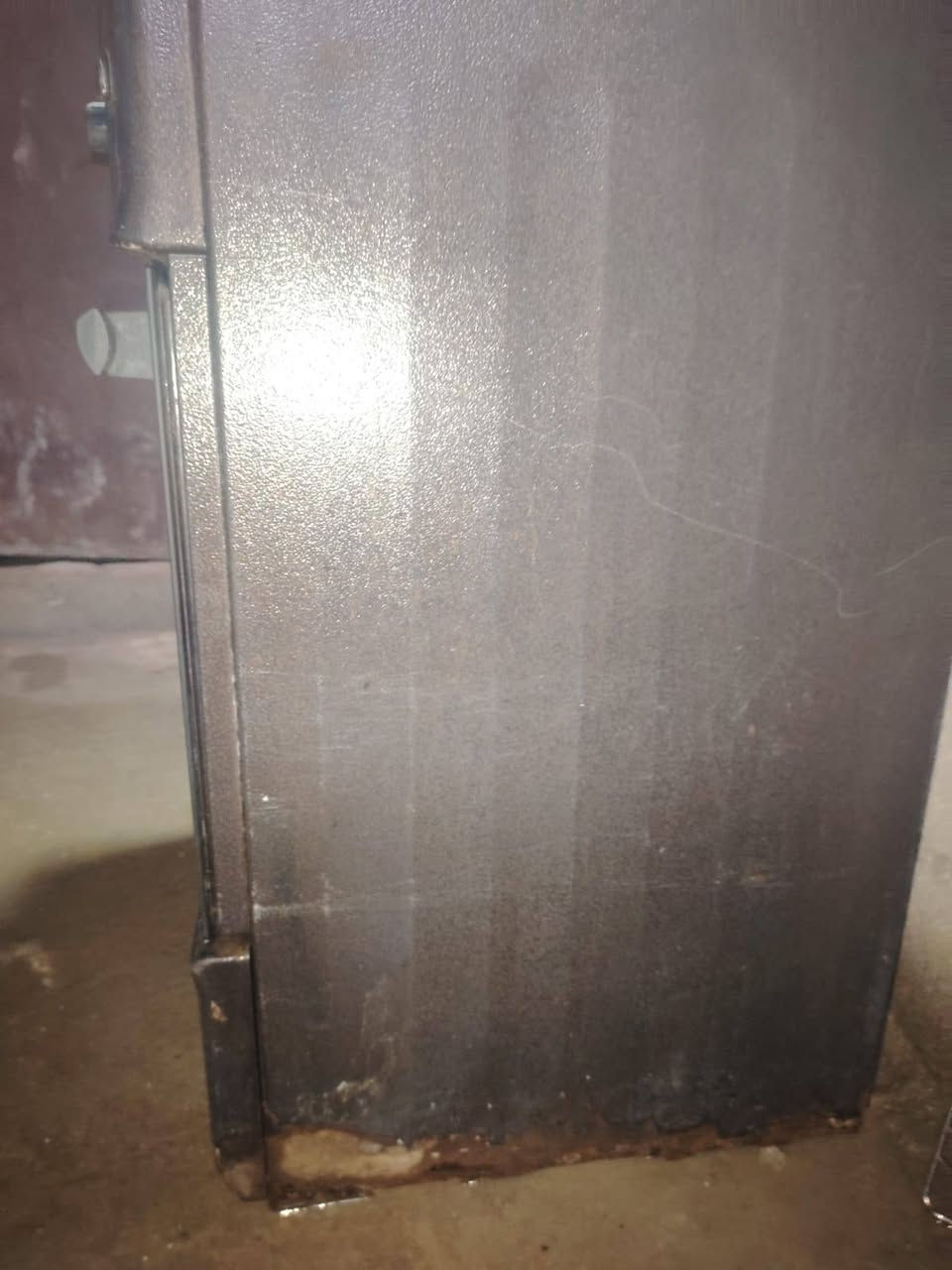 طباخ للبيع السعر ٧٥ الف مكاني بغداد حي النصر ***********
