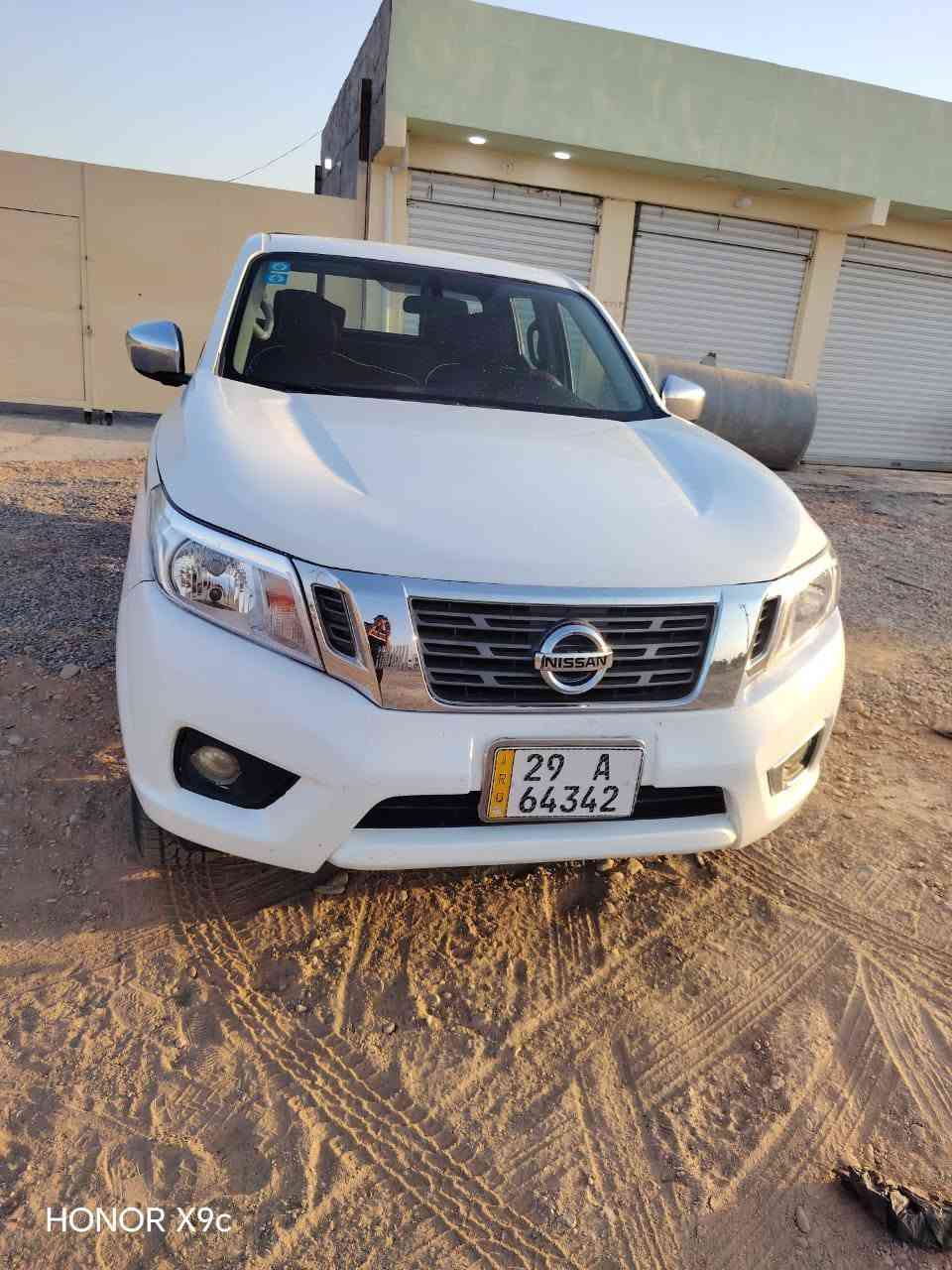 نيسان نيفارا موديل 2016 مكفوله من الصبغ ماعدى شبرين بالبنيد محرك على وضع الشركه تخم تاير تبريد صدر جديد المكان الصويرة السعر 125بيهامجال***********....***********3

