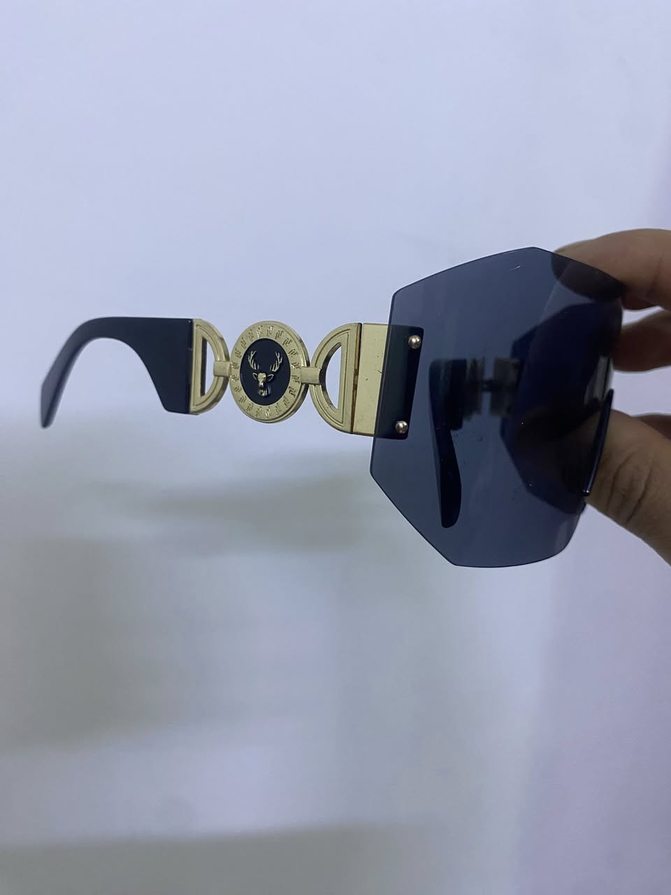 نظارتين كوالتي عالي نسائي ١_versace ٢_ H&M قطعتين فقط سعرهن ٢٥ الف


**إذا كنت صاحب هذا الإعلان وتريد حذفه لأي سبب، رجاءا أرسل رسالة إلى الدعم الفني**