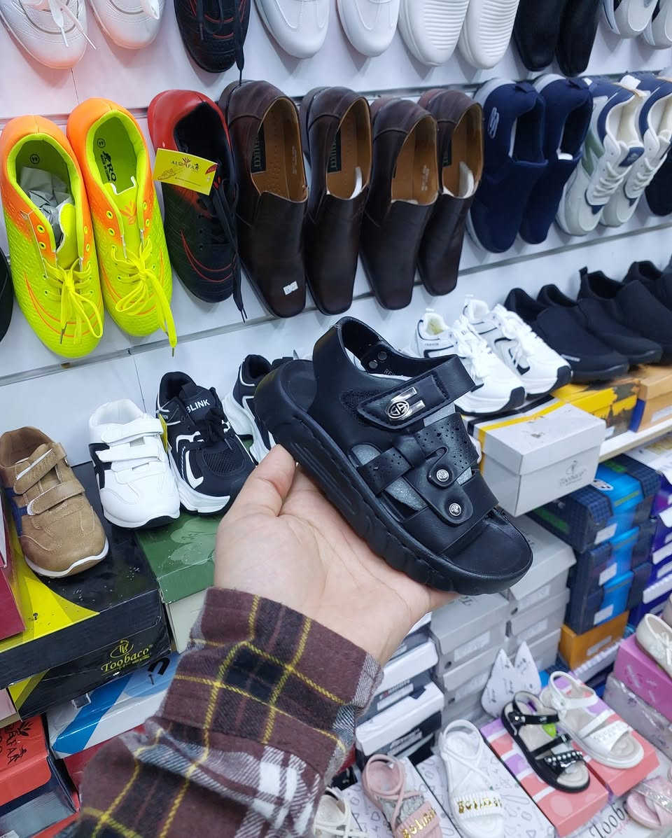 ✨ وصول تشكيلة جديدة ✨
👦 صندل ولادي قياسات (26–30)
👧 صندل طفلة قياسات (26–30)
👟 حذاء بناتي وطفلة قياسات (26–36)
موديلات حلوة 💖 خامة ممتازة 👌 وراحة باللبس للأطفال
مناسبة للمدرسة والطلعات 🌸
📍 متوفر لدى كرار باجي
العنوان: كوت حي الزهراء قرب مركز الخلود
🚚 توجد خدمة توصيل داخل مناطق الكوت فقط
لا يفوتكم الاختيار 👌 الكمية محدودة
حياكم الله 🌟
 #صعدو #صعدوني #لايك__explore___ #مابيه_حيل_اخلي_هاشتاكات #بناتي #تسوق #جركزات #اكسبلور_ضيفونا #الشعبالصينيمالهحل #لايك__explore___ #أحذية_نسائية #اكسبلور_ضيفونا #بناتي #ترانشوز_نسائي #مابيه_حيل_اخلي_هاشتاكات #صعدوني #الشعبالصينيمالهحل #اضافه #لايك #تفاعل #تفاعل #تخفيضات


**إذا كنت صاحب هذا الإعلان وتريد حذفه لأي سبب، رجاءا أرسل رسالة إلى الدعم الفني**