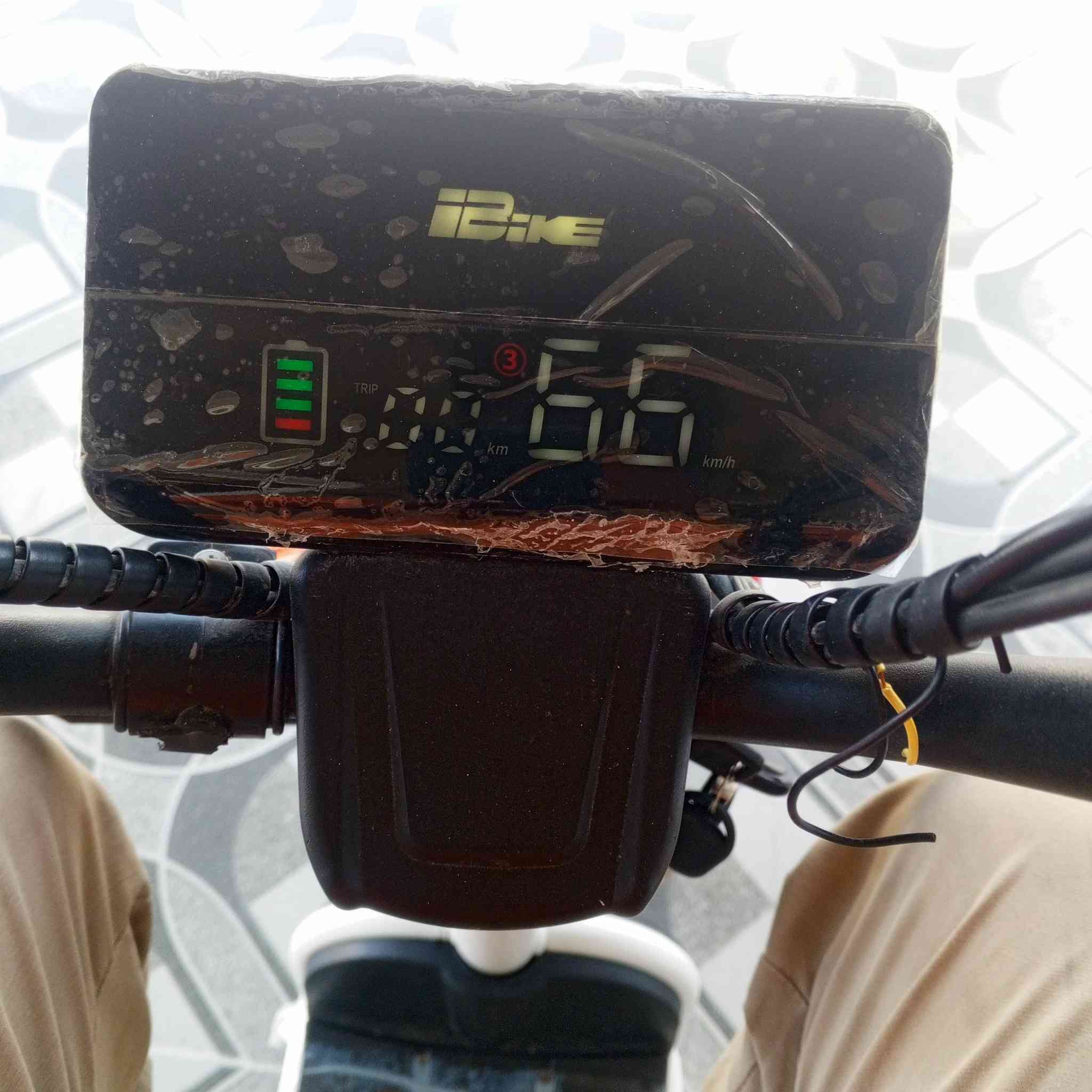 السلام عليكم دراجة شحن مستعملة شي قليل لدرادة نضيفة سلتهة مو جودة كفاتهة موجودة 4 بطاريات  شاحنتهة وياهو كهربائيات كله شغالة تايرات نضاف دبلات اماميات وخلفيات شغالات سرع 55 حقيقي سعر خاص شراي يدخل خاص


**إذا كنت صاحب هذا الإعلان وتريد حذفه لأي سبب، رجاءا أرسل رسالة إلى الدعم الفني**