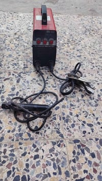 من رخصة الادمن عندي اغراض اريد ابيعهن ماكنة لحام دبل كارت 40 الف كوسرة...