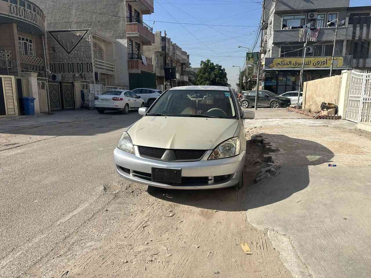 السلام عليكم لانسر ٢٠٠٧ ستيراد خاص محرك كير جدد صير امامي خلفي جديد تبريد ثلج وتدفئه وتايرات كلها جاهزه فقط بيها جراد سنويه بسمي رقم جديد الدولي بغداد السعر ٧٠ وبيه مجال بسيط عنوان بغداد الاتصال ***********
