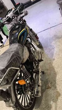 ايراني موديل 2025خير من الله ونضيفه كلش سعره 650الف مكاني زيونه شارع ا...