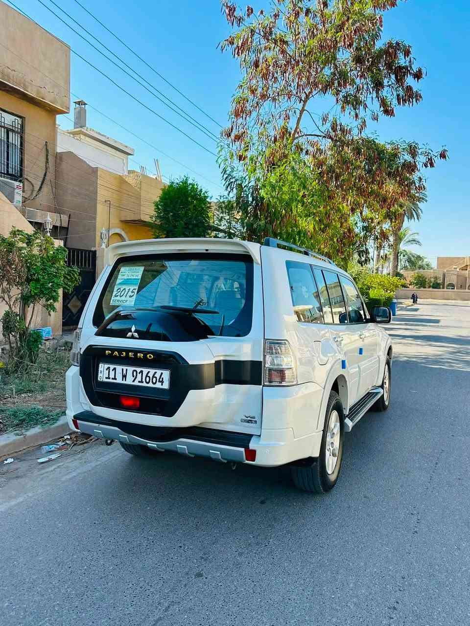 السلام عليكم اخوان
للبيع  فقط وبسعر مناسب 
متسيوبيشي باجيرو 2015 حبتور 
محرك 6 سلندر 3500
كير اوتو 
ماشيه 170 الف

المواصفات
سلايد فتحه سقف
شاشه وسائط اندرويد
كامره خلفيه
دمام صوت بلاد
تحكمات ستيرن 
داخل صاج
كشنات جلد
كشنات كهرباء
7 راكب 
فور ويل 4❌4
حساس خلفي
ثلاث قطع تبريد 
ثلاجه 
رقم سياره بغداد سنويه وهزه جديد
تحويل مباشر 
اخوان سياره بيه قطعه وحده صبغ باب سائق
وشبر تكحيل كارت
مكان السياره بغداد الكرخ
السعر  (153) وبيه مجال 
للاستفسار***********
