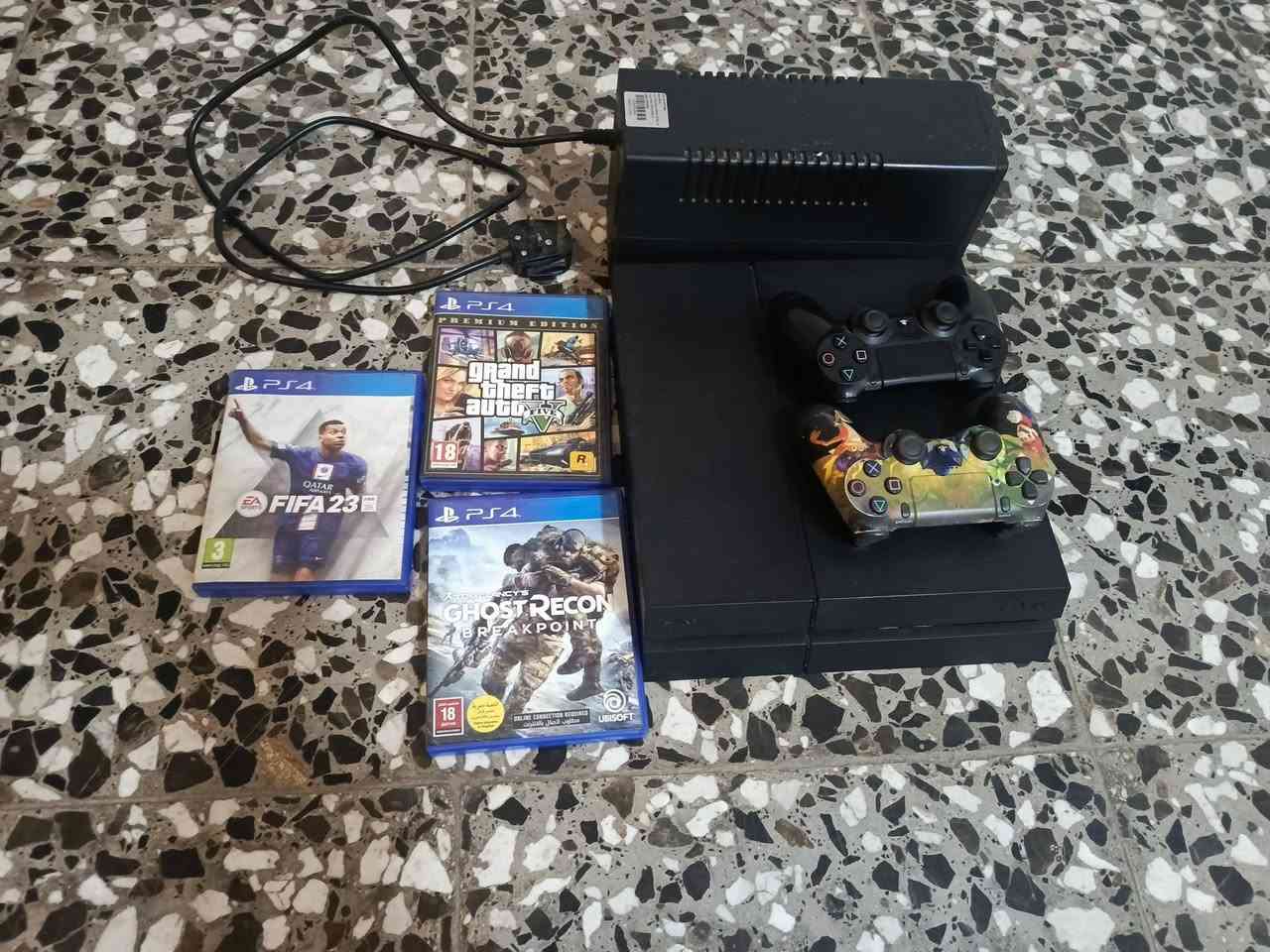 بلي 4فات ذاكرة 512للبيع
اليدة ااصلية بيهة مشكلة بل R2

اليدة تجارية بيهة مشكلة بل L2

مع يوبي اس و ثلاث لعاب 
السعر 220بي مجال مكاني بغداد أبو غريب 
رقم ***********بي وتساب
