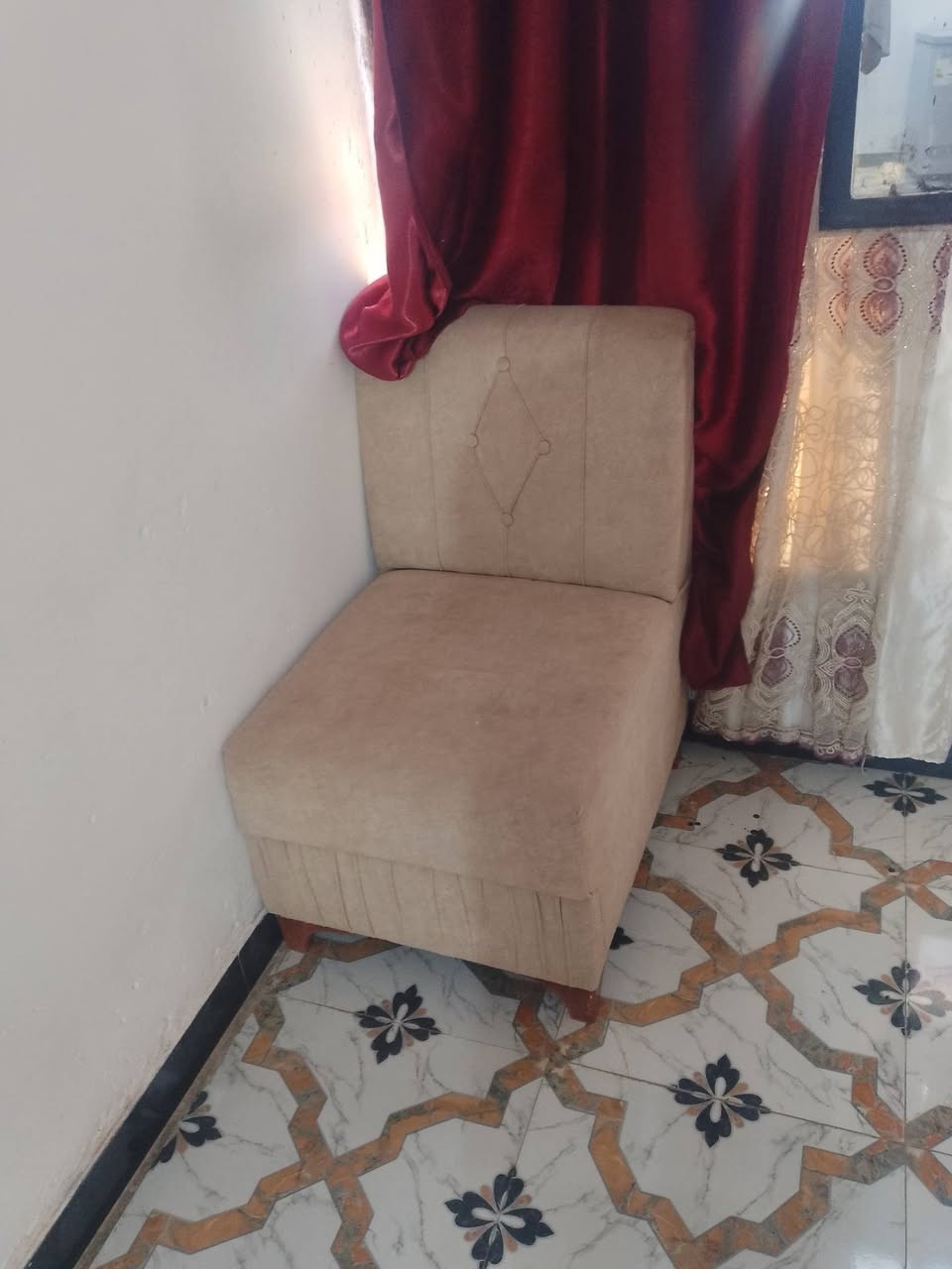 السلام عليكم ديوان مستخدم شهر  الاستفسار نتصل على الخط *********** مكاني الدبوني
