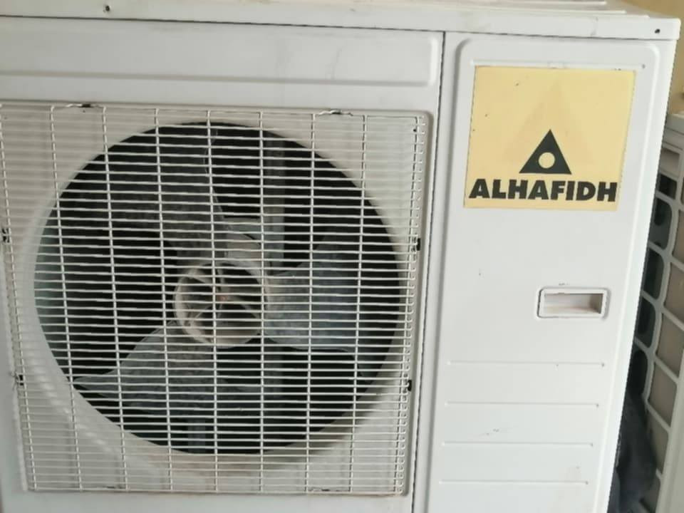 سبلت الحافظ 3 طن تبريد ثلج السعر 650 مكاني ديوانية شراي اتصل ***********
