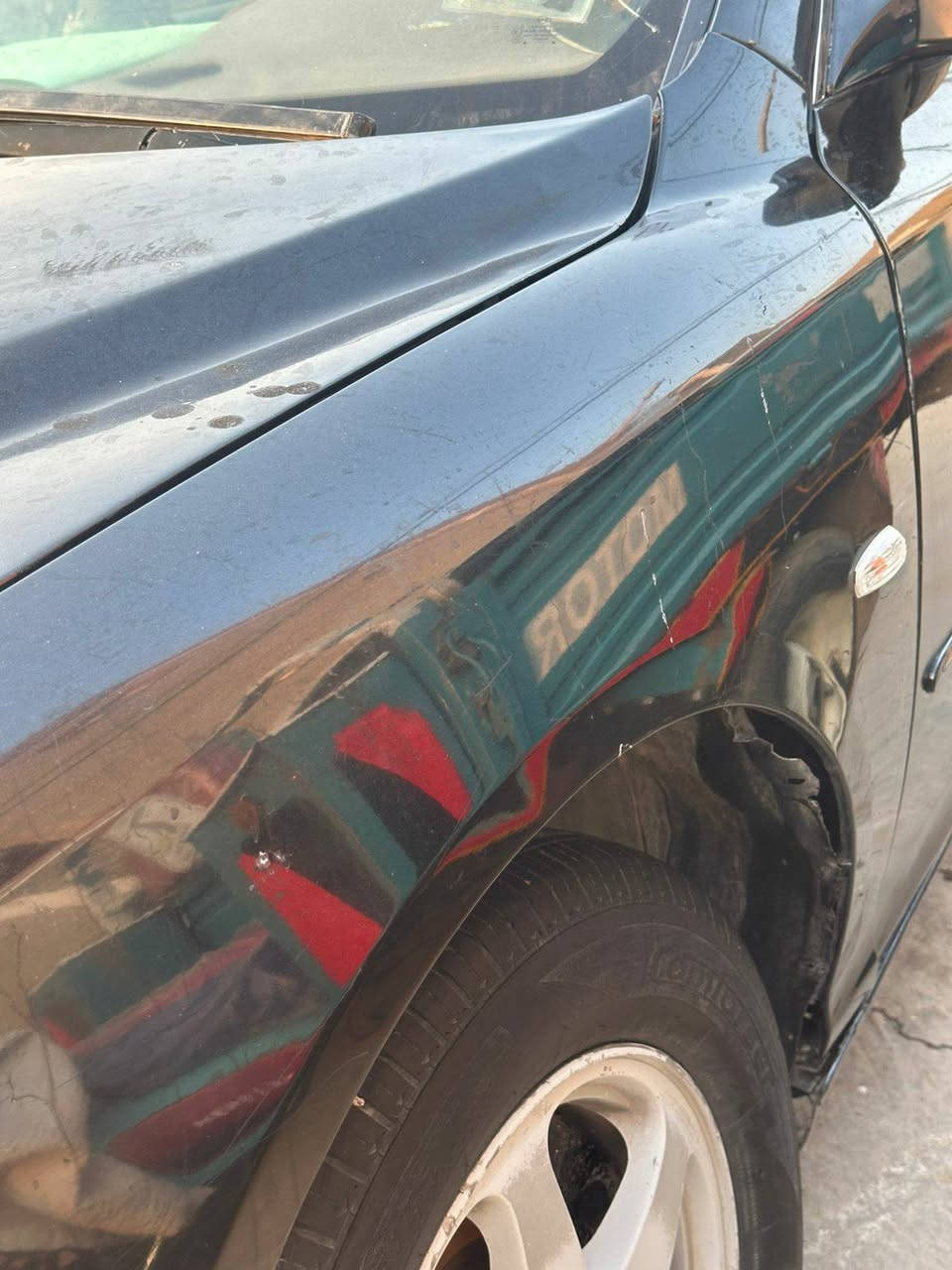 السلام عليكم ورحمة الله وبركاته اخواني الاعزاء
للبيع ازيرا موديل 7 رقم بغداد دولي تحويل مباشر سيارة كير مكينه جدد وبالشرط سياره صاروخ ما شاء الله  تبريد ثلج تدفئه حدادبه امامي خلفي نضيف دواخل نضيف عليهه ادامه بلكات نوزلات فيت بم سياره مصبوغة عام ضربته جاملغ خلفي ايسر والقماره حكيتهه ويحتاجلهه صبغ عوزهه ترتيبات بالكشر سعر السياره 72وبيه مجال.. سعره مناسب وماكو هيج سعر ازيرا بالسوك كله  مكاني بايل***********
