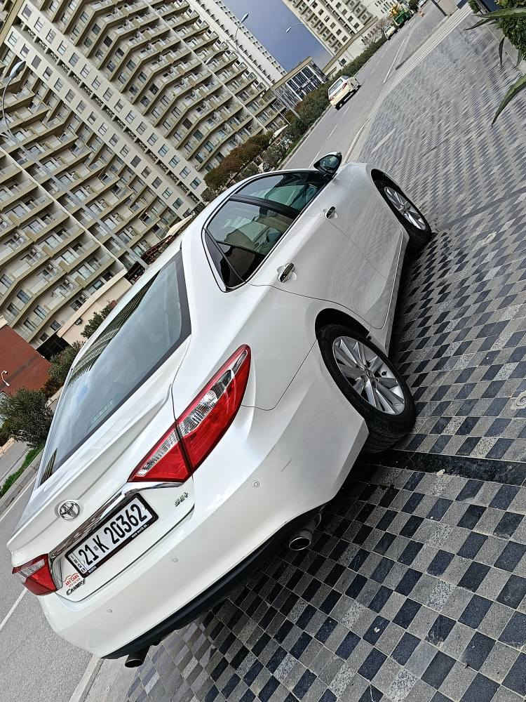 کامری مۆدێل 2017 خلیجی
فول فولە 
مواسەفات ( +SE ) 
کوشن جلد ساردو گەرم 
دەبڵ ساڵۆنسا
نامە مەنێرە تکایە بەس تەلەفۆن چونکە سەیارەی من نیە 
*********** السليمانية, العراق
