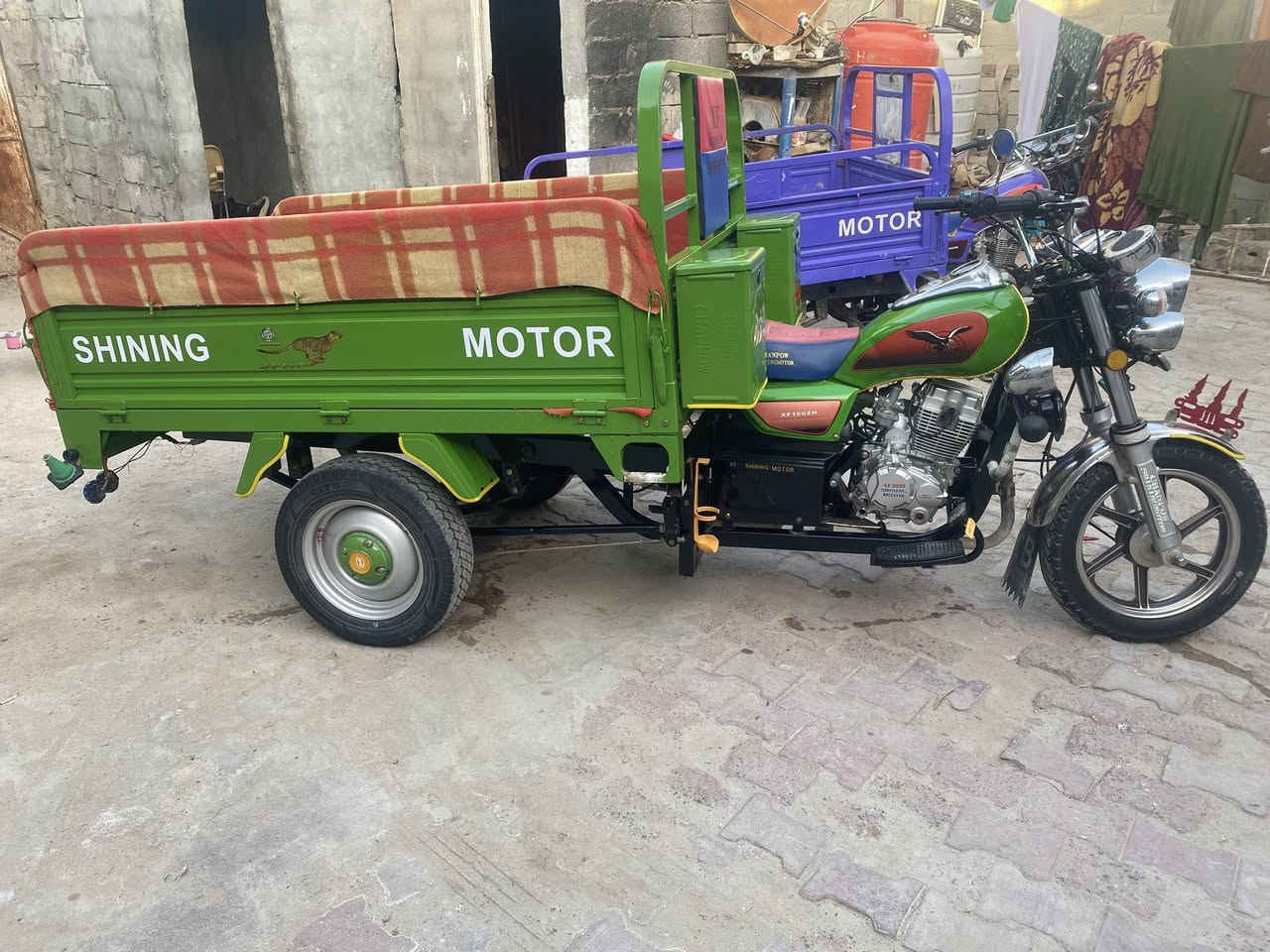 شهرين من لوكيل مكان بصره ول مو شراي لا يجي ***********
