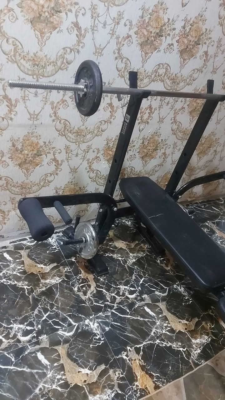 جهاز بنج بريس للبيع نظيف كلش استعمال قليل حاليا مفصخة ويوجد اوزان للبيع   يوجد توصيل المكان بغداد *********** السعر 100وبي مجال بسيط بغداد, العراق
