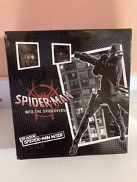 سبايدر مان نوار • مجسم جديد • ملحقات كاملة