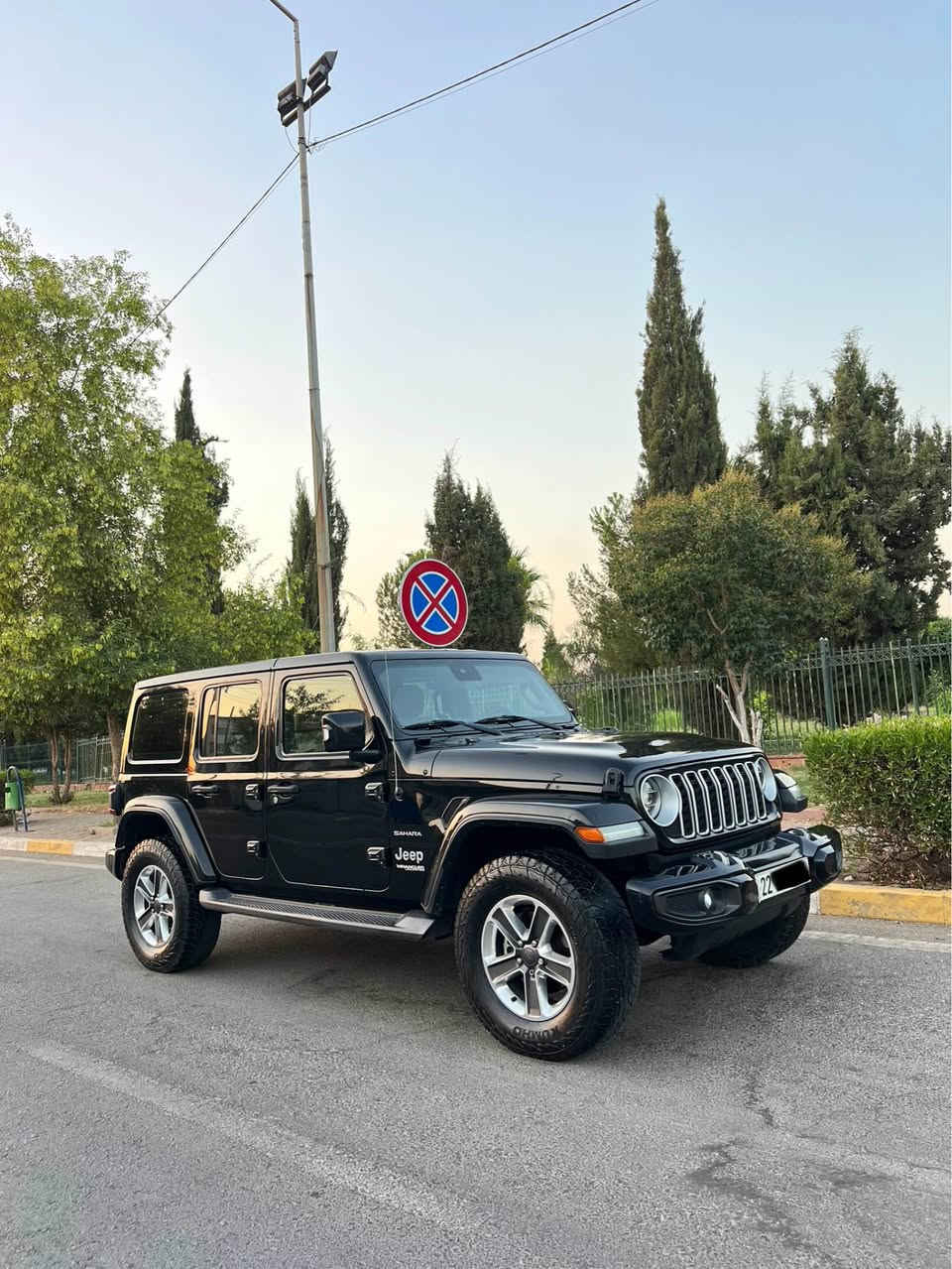 سلام عليكم 
Jeep Wrangler Sahara 2019
٦ سلندر  V6
خليجي وكالة هارلم
فول مواصفات 
شاشة كبير 
داخل اصفر 
سيستم سماعة alpine 
لايت بكلايت ليد 
كلين تايتل سيارة دعامي لدعامي ب شرط
بدون صبغ بدون بارد 
سيارة جديد مابي ربع دينار مصرف 
تحويل وكالة  نفس يوم 
مكان اربيل 
سعر خاص💵 
واتساب *********** أربيل, العراق
