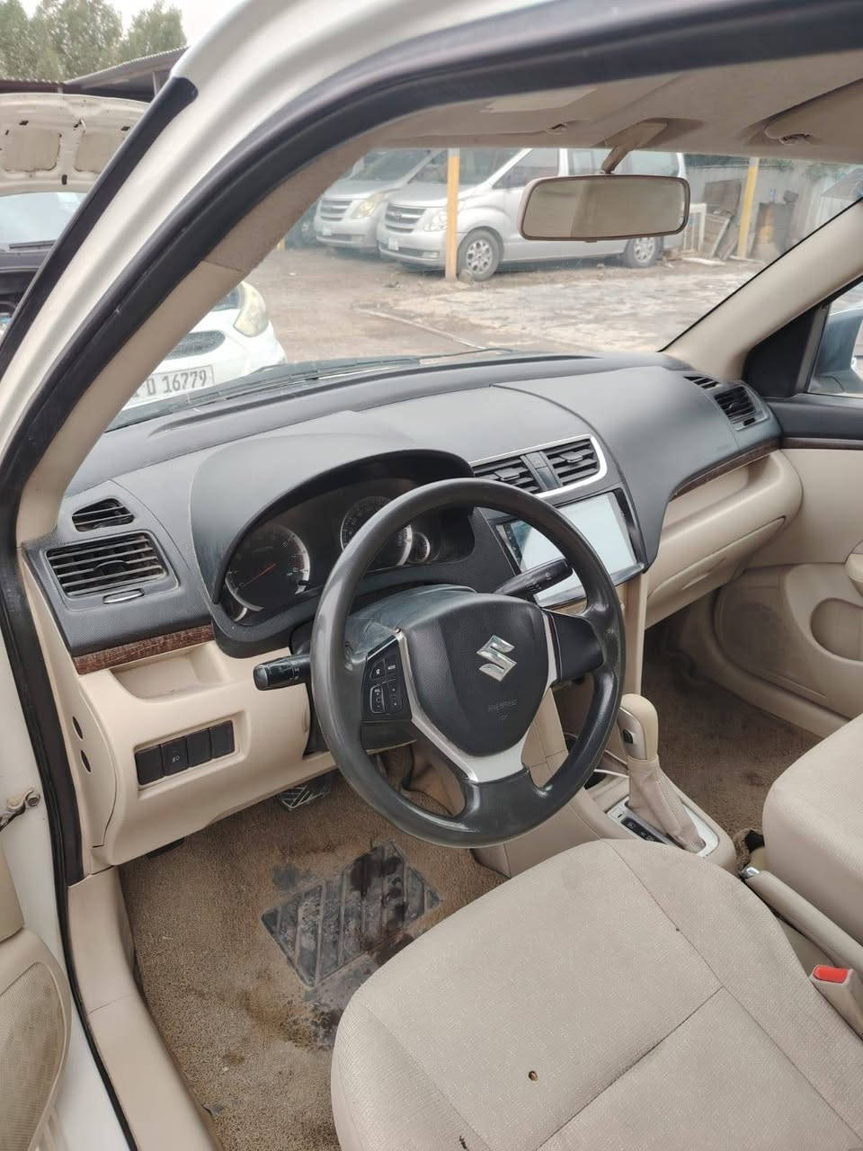 ساسوكي سوفيت  موديل 2016
Glxمكينه بدون ضربه ولا صبغ بلاد صدر جديد تخم تايرات جديد تدفئه تبريد سياره احلى من صور 
السعر 90 وبيه مجال عنوان بغداد ***********
