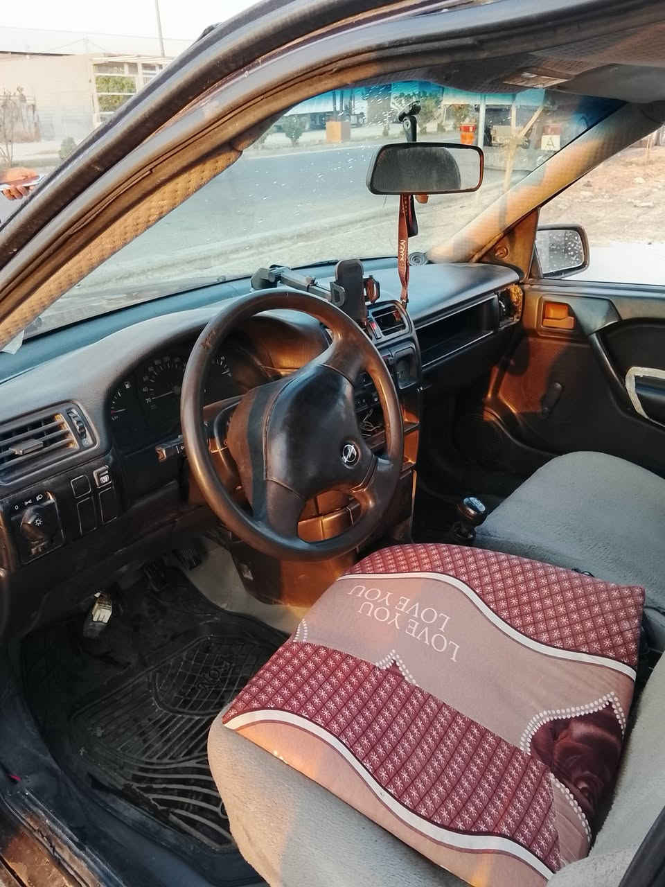 السلام عليكم اوبل فكترا 1991 مصبوغه عام مبدل بونيد وره الصبغ كير محرك شرط السياره جاهزه من كلشي سنويه 28 مشروع وطني تريد تحويل تريد وكاله السعر 26 وبيها مجال ***********
