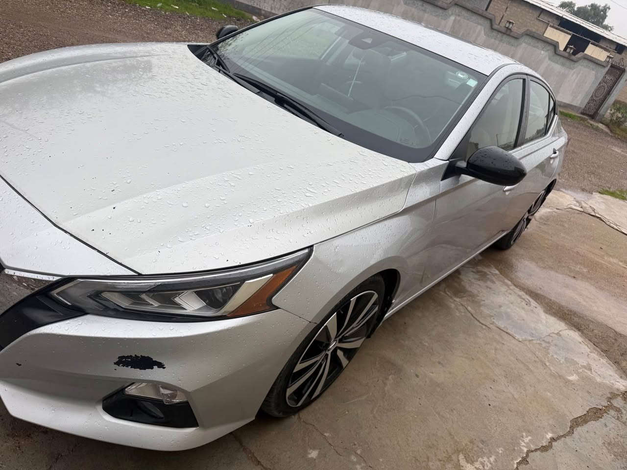 السلام عليكم 
للبيع و مراوس نيسان التيما ٢٠٢٢ بونيد صبغ وجامرلغ بارد
ضرر صطحي موضح بلسونار بدون دواخل فقط ايرباك ستيرن طاك
سيارة ماشي ٣٣ميل لوك 
سنويه ورقم جديد أربيل لحد ٢٠٢٩
بي بطاقة بنزين 
كير محرك شرط سعر ١٥٣
*********** كركوك, العراق
