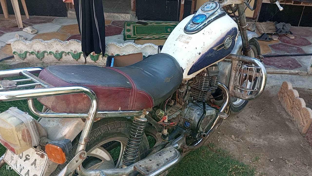 جونده للبيع سعره 200 بيه مجال كله شغاله ***********
