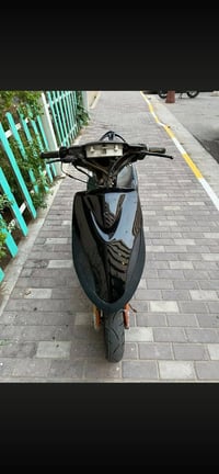 دراجه ماكس عدله للبيع سعر 500 وبيها مجال بس كهربائيات مو شغاله الدراجه...