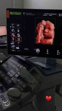 الدكتورة                  #خنساء_حميد_الدليمي طبيبة اختصاص بورد(دكتورا...