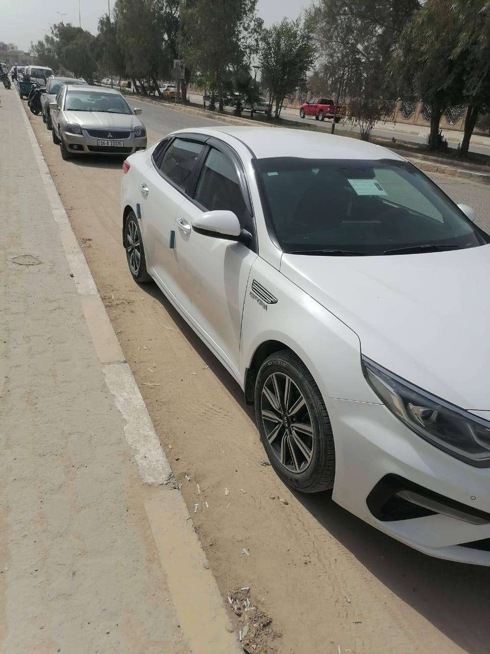 اوبتيما خليجي موديل ٢٠٢٠
بيها كارت بالجاملغ الأيمن والباب طول شبر 

مكفوله من الضربه والصبغ

رقم بغداد بسمي تحويل مباشر 

السعر ١٩٥ وبيها مجال

رقم الهاتف ***********

مكاني ديوانيه
