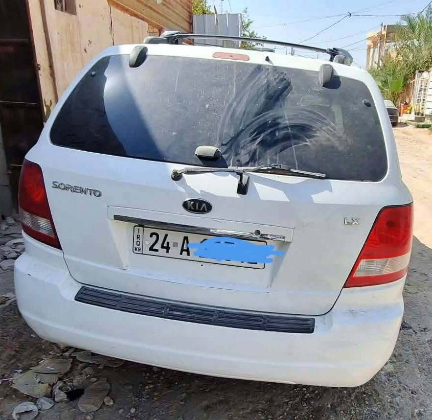💥كيا  سورنتووارد امريكي
⭕موديل 2005
⭕مكينه 3500 سته سلندر  
✅كير ومكينه لا تنقيص ولا تبخير ✅وتبريد ثلج رقم انكليزي دهوك راعيها ✅يمي بالنجف السنويه 2029
 ✅بيع او مراوس
☎***********
