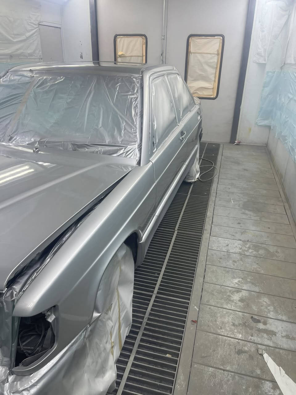 �🚗 صبغ السيارات – رجّع لمعان سيارتك مثل الوكالة 🚗🎨
سيارتك باهتة؟ بيها خدوش أو اختلاف لون؟
لا تخليها تأثر على شكلها… الحل عدنا 👌

✨ صبغ احترافي بأحدث التقنيات
🎨 ألوان أصلية وثابتة تدوم
🔧 معالجة الخدوش والضربات قبل الصبغ
🚘 تشطيب نظيف يخلي سيارتك تلمع من جديد

شغلنا يعتمد على الدقة والتفاصيل حتى نرجع سيارتك بأفضل شكل ممكن 💯

لا تتردد… خلي سيارتك ترجع تخطف الأنظار 😎✨
📍 احجز ويانا اليوم وجرب الجودة بنفسك � 
العنوان بغداد الاستفسار  *********** #سمكر
