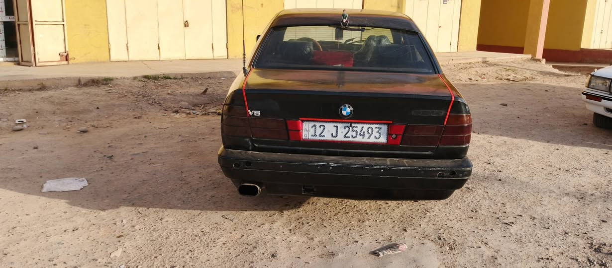 سلام عليكم بيم حجم 525كبس كير شرط هوه ولمكينه مال كصه سياره حيل حلوه بسمي 30هزه 26بسمي تريد تحويل كابان بانزين بسمي  تريد وكاله جواه طخم تايه جديد ويل mجديد كزوز رياظي لحيه رياظي البيع السعر 44وبيه مجال 
او مراوس ***********2مكاني جنوب الموصل حمام عليل
