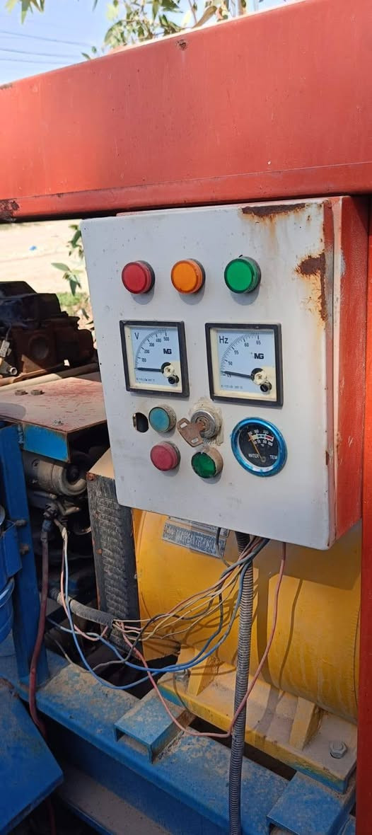 السلام عليكم ورحمه الله وبركاته 
مولد كيا نثية للبيع 
استخدام شخصي شهر واحد فقط 
اشتريته قبل سنة استخدمتة شهر واحد وتركتة
للبيع موجود وبسعر مناسب ٢٤ ورقة 
موجود تواصل واتساب او رقم 
***********
عنوان بغداد/الغزالية
