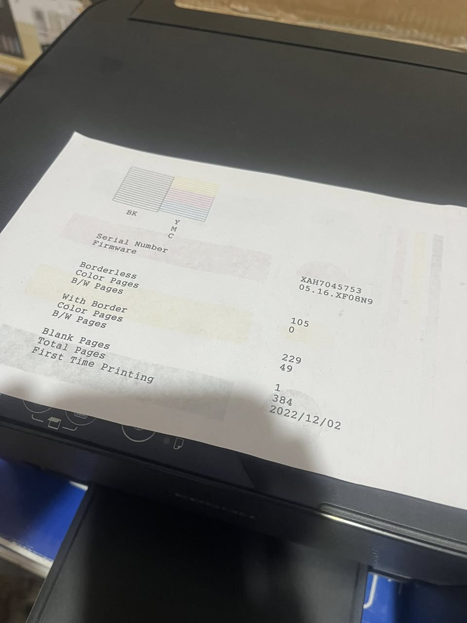 السلام عليكم طابعه ايبسون 2811 او 3250 لوك عدادها 384ورقه فقط الطابعه كامله الملحقات بلكارتون لوك حتى قرص التعريف واير التشغيل  الطابعه تسحب صور من الموبايل الطابعه سعرها 160 الف عنوان موصل ***********
