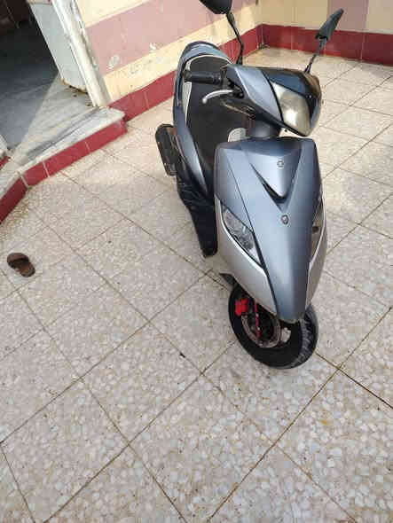 سلام عليكم دراجه لبيع مكينه مكفوله دراجه نضيفه حيل مكاني بغداد حي اور *********** سعره ٥٧٥
