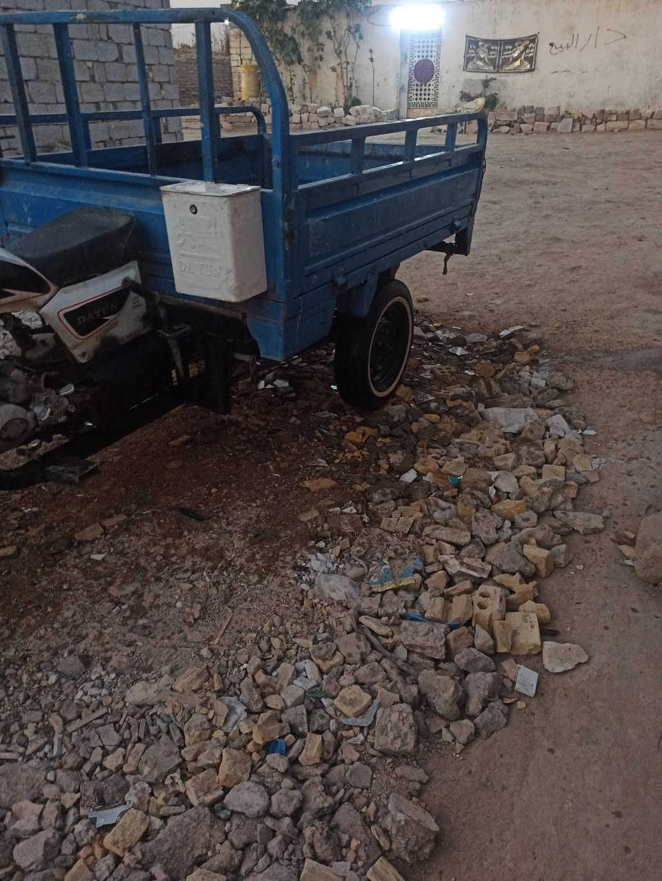 السلام عليكم ستوته للبيع موديل2014 اوراق السعر1200 ابيها مجال محرك مفتوح العنوان ناصريه مركز ***********
