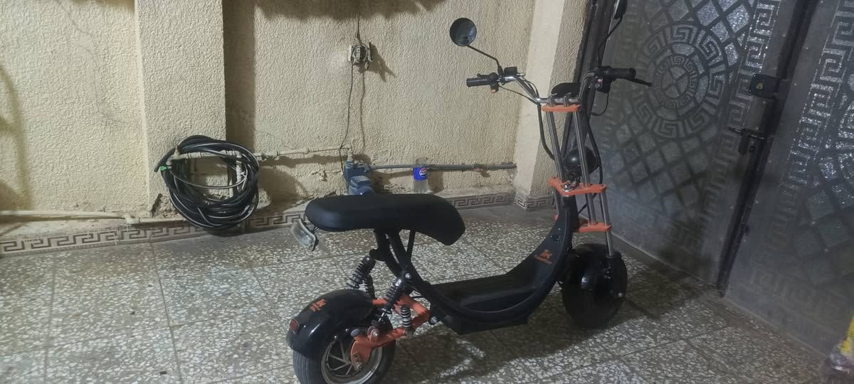 سلام عليكم 
سكوتر هارلي بطاريه ليثيوم 3 سرع سرعتها القصوى 65 حقيقي 
ملف 1500w
دبلات لوي خلفي 2 
دبلات هايدرولك 2 
سعرها 425 وبيها مجال


**إذا كنت صاحب هذا الإعلان وتريد حذفه لأي سبب، رجاءا أرسل رسالة إلى الدعم الفني**