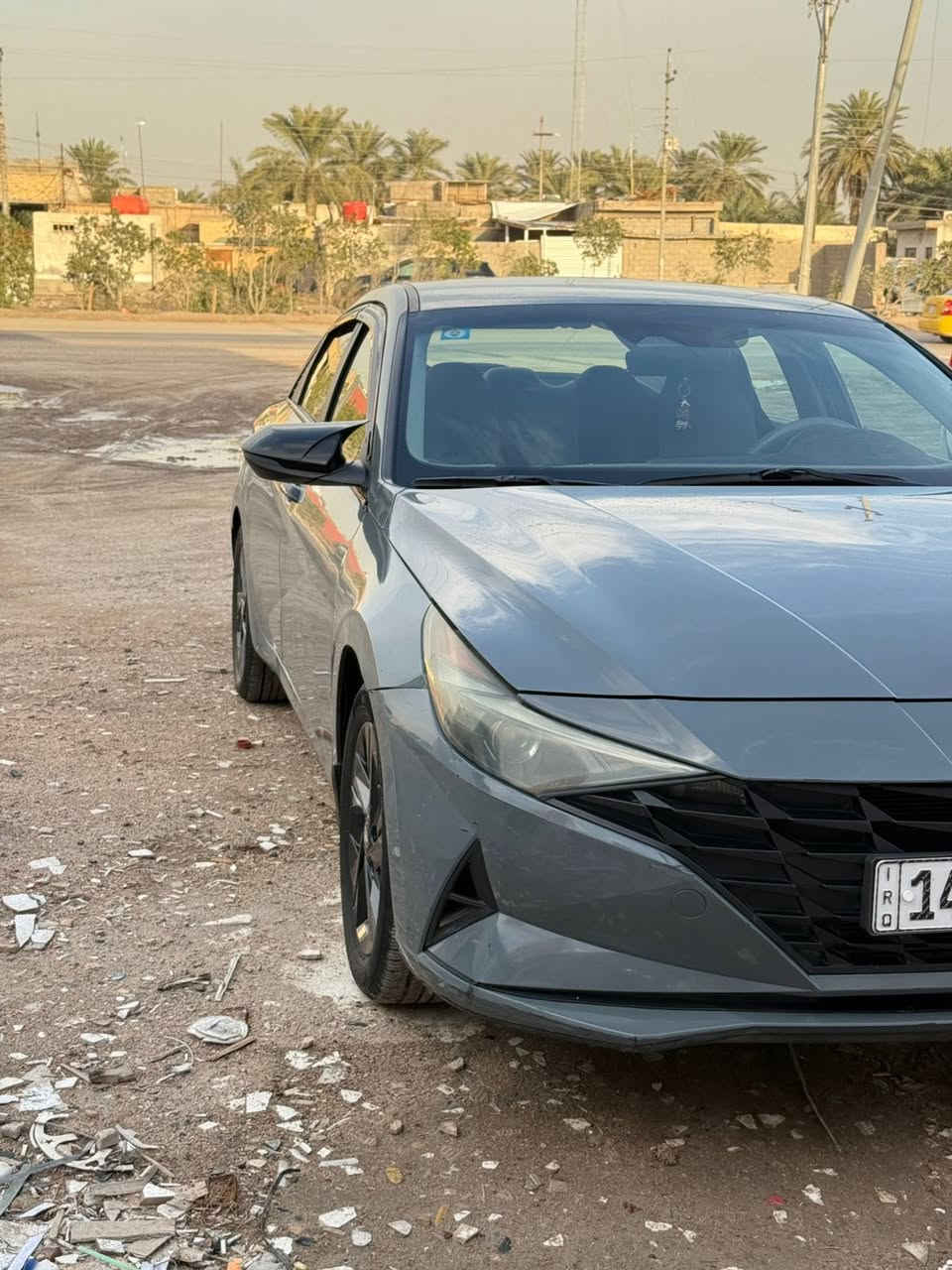 السلام عليكم سيارة للبيع النترا موديل 2022 محرك الفين دوش معوقين باقيلها سنه ونص وتصير حره صور الحادث موجوده للاستفسار (***********) مكان السياره بصره اني مكلف بل نشر
