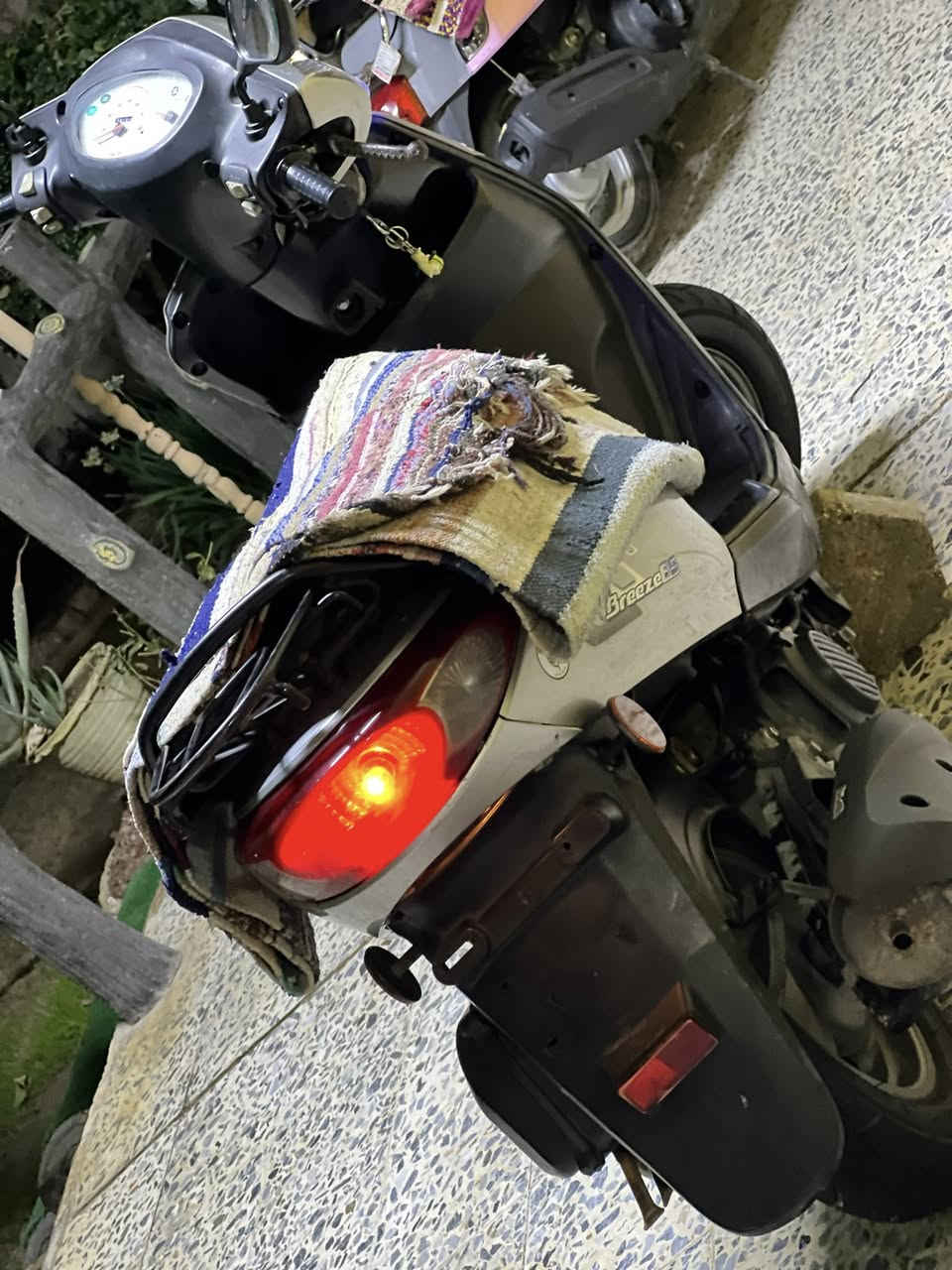 ‏دراجة بريز للبيع 2013 نظيف جدا شرط الفحص بدون لا اوراق ولا رقم السعر 850 وبي مجال بسيط للاستفسار *********** ￼
