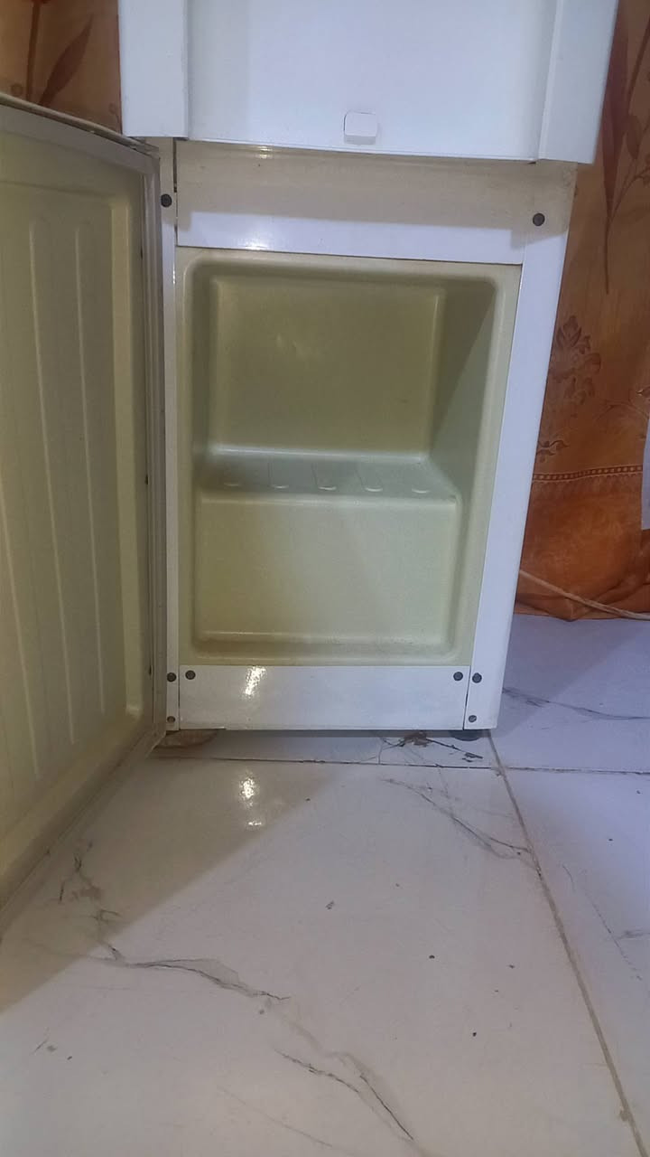 براد للبيع نوع DENKA بي نضام حار بارد
براد شغال  بس بي طم بلصوندات الي يذبن ماي سعر ٤٥وبي مجال 

فرن  للبيع ما مستعمل هواي نوع DDK واير حراري شغال سعره 35وبي
 مجال

وكو حاويه نفايات حجم كبير لون أزرق  ما مستعمله نهاين 
سعر ٣٠ وبيهه مجال


**إذا كنت صاحب هذا الإعلان وتريد حذفه لأي سبب، رجاءا أرسل رسالة إلى الدعم الفني**