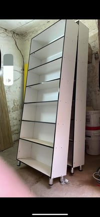 فاترينات للبيع جديدات مستخدمات اسبوع فقط  عدد ٤  قياس  ارتفاع مترين ور...