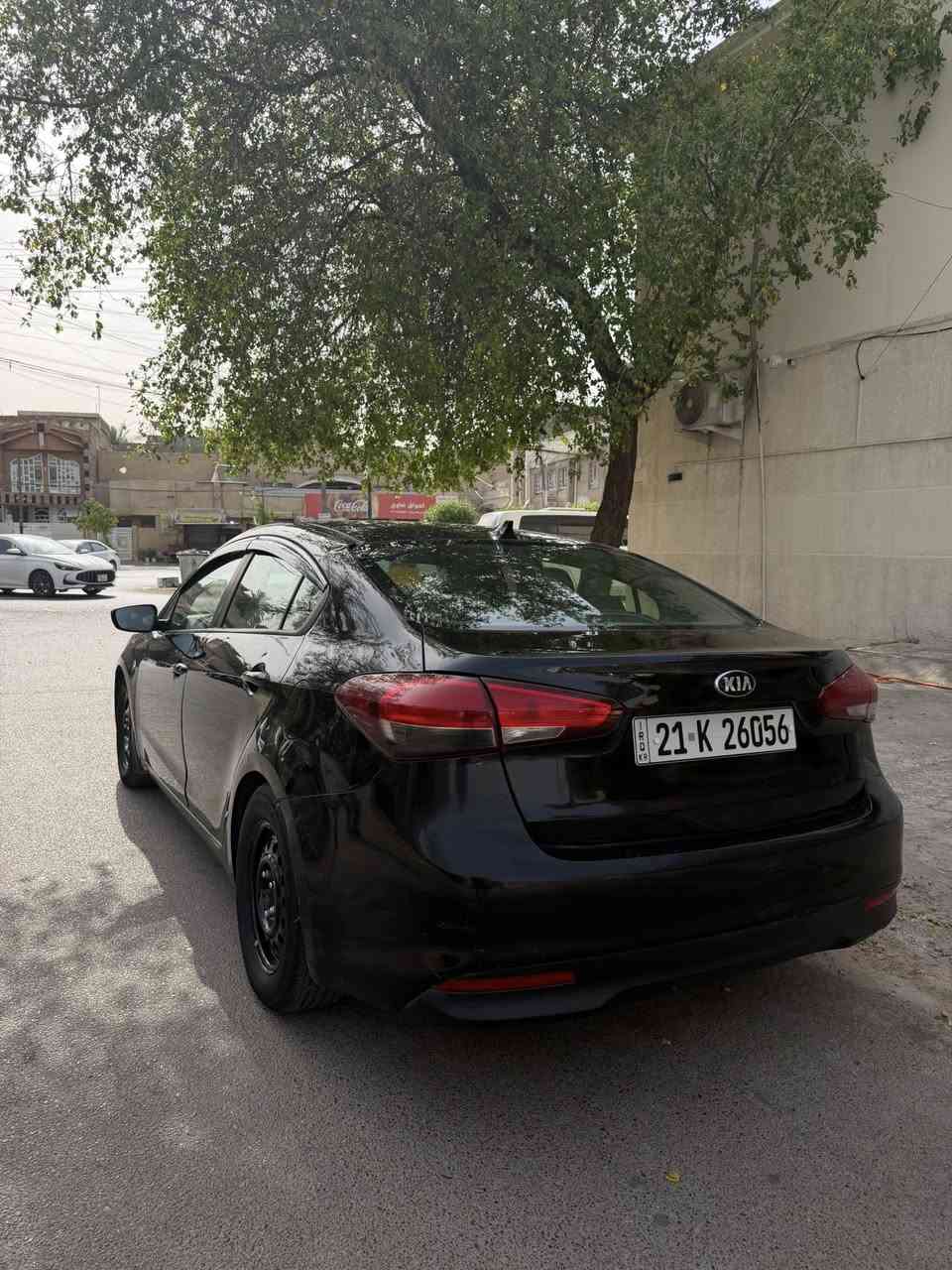 السلام عليكم فورتي 2017 امريكي 
بيها قطع صبغ وبداية القمارة مصبوغة  سعره 90$ وبيه مجال مكينه2000دوش رقم سليمانية باسمي تريد وكالة او تحويل  مكينه وكير خير من الله تخم تاير ويل جديد
 سياره جاهزه كلشي متصرف عليه
مكاني بغداد الدورة 
للستفسار  *********** واتساب او اتصال
