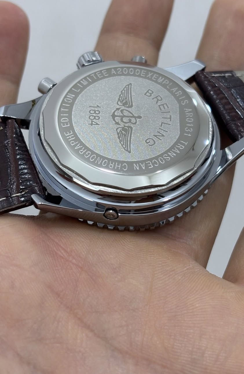 برتلنك طياريين دولية اوتماتيك ماستر كوالتي
موديل قديم وزنها ثقيل
ضد الماء جديدة بالعلبة بعدها غير مستخدمة
مكينتها اوتماتيك وتكويك تشتغل نظامين
قطر الساعة ٤٥
الاطار دوار والسناتر شغالة
السعر  ١٠٥  الف مع التوصيل سعر نهائي ثابت


**إذا كنت صاحب هذا الإعلان وتريد حذفه لأي سبب، رجاءا أرسل رسالة إلى الدعم الفني**