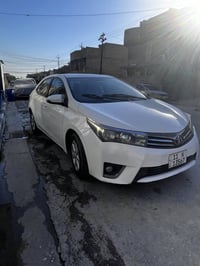كورلا لبيع موديل 2015مكينه 2000خليجي مكفوله من صبغ وضربه  مكان السياره...