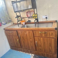 كاونتر المنيوم • تفصيل • مكان ضيق