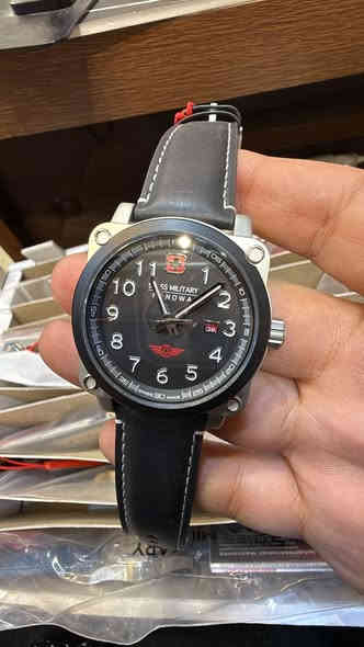 اجمل إصدارات السويس ملتري متوفر جملة ومفرد 

وكالة اصلي لا نتعامل بالمقلد مع ضمان سنة 

الكمية محدودة للحجز والاستفسار مراسلة الصفحة 

او عبر الواتساب 

***********

متوفر خدمة توصيل
