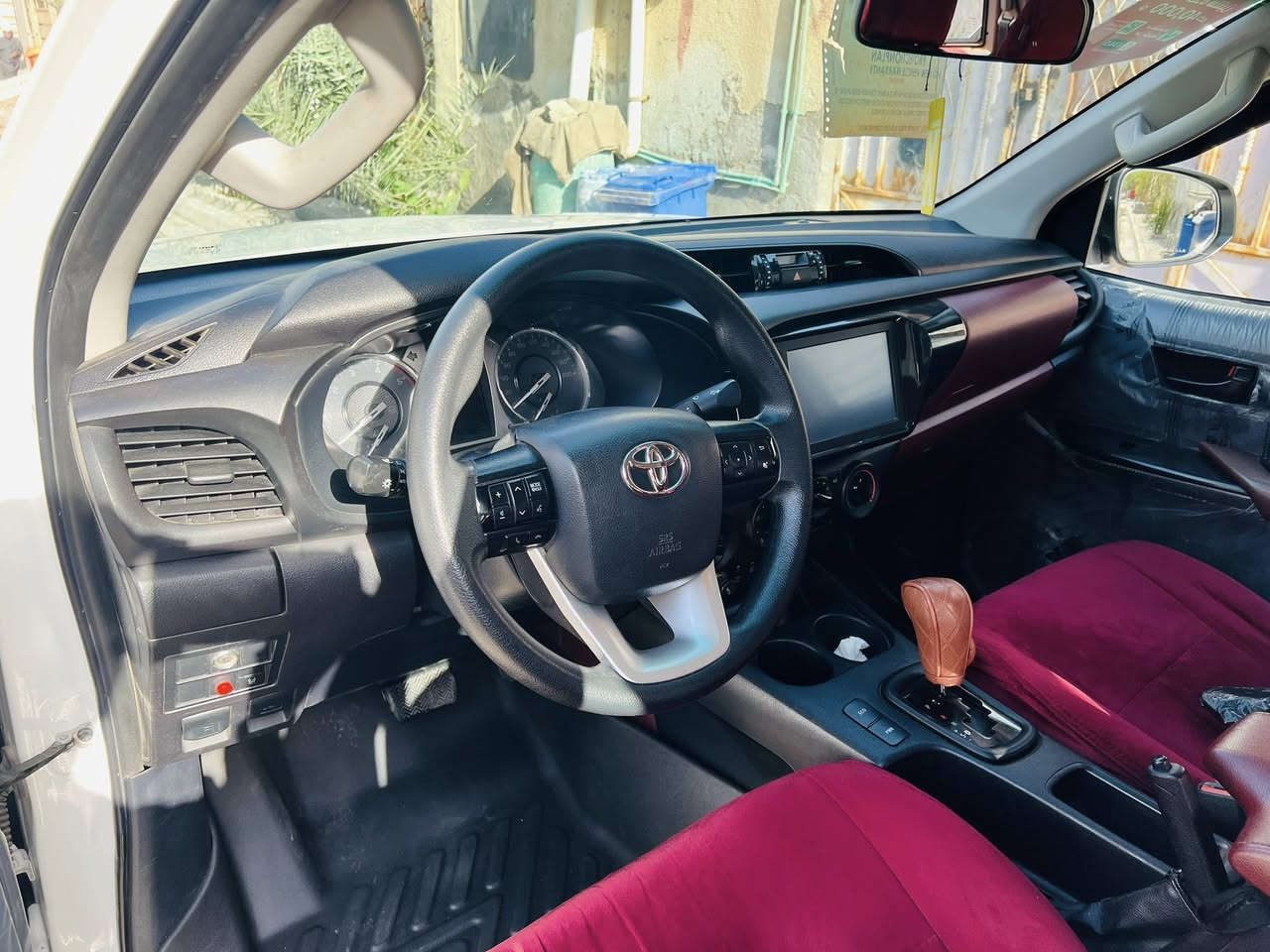 فور ويل ٢٢ كفاله عدى شخط بلباب الخلفي مايبين جاهزة من كلشي سنويه لل٢٨ اربيل السعر ٣٢٠ وبيها مجال ***********
