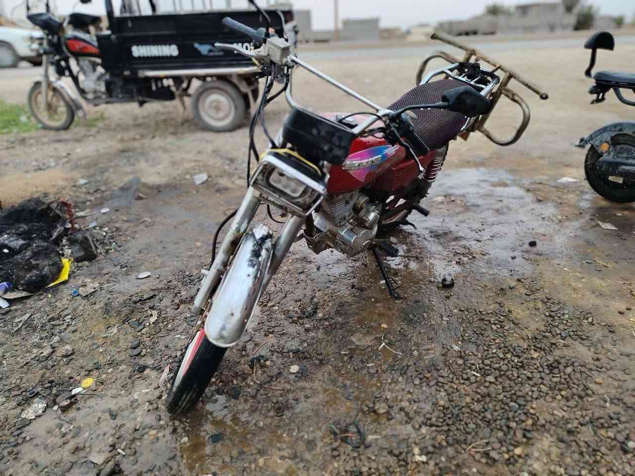 السلام عليكم دراجه بارت محرك 200 السعر 200 وبي مجال م ملاحضه مكلف بل نشر هاذه راعي الموطور بارق الجبوري @إشارة رقم الهاتف
(***********)
