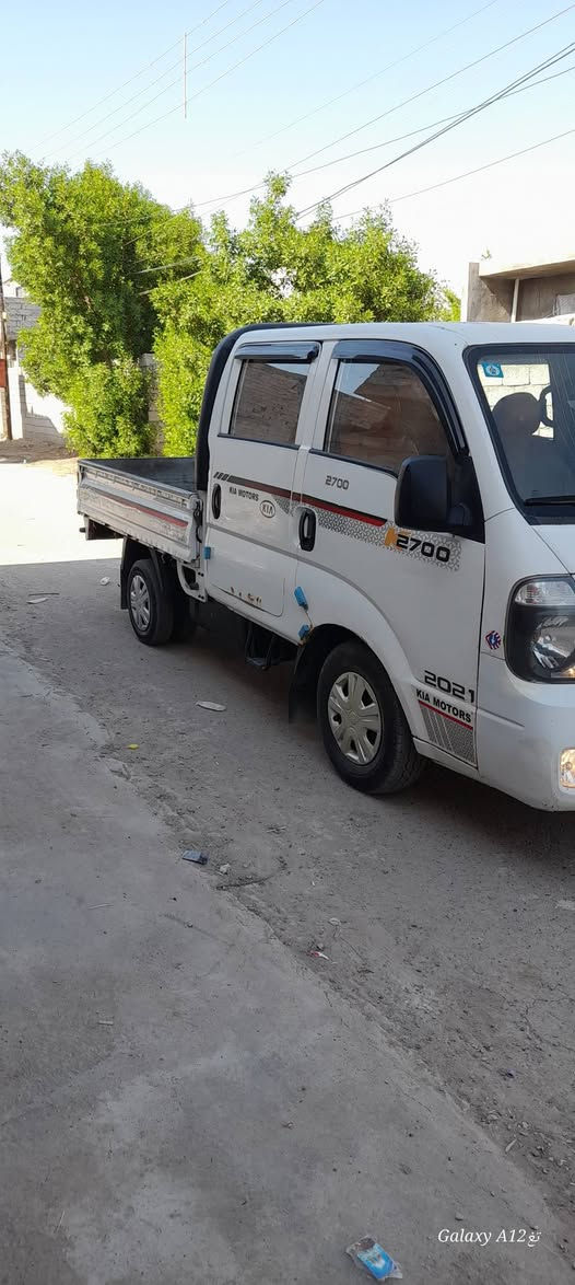 السلام عليكم كيه حمل دبل قماره موديل ١٤ رقم واسط بسمي شرط تحويل ٢٧٠٠ بلاد سياره خير من الله مكينه كير اكسل تخم تاير جديد باتري جديد بيه بس الدوسات الباقي بلاد  السعر ١٢٥ وبيه مجال  للطيبين مكان بغداد رصافه  رقم تليفون ***********
