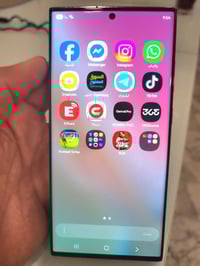 S23 الترا • ٢٥٦ • ظهر مكسور