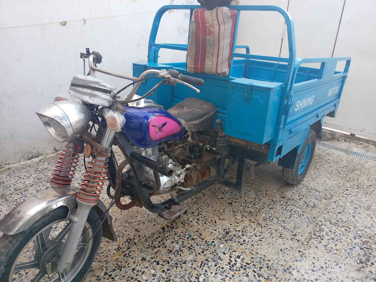 ستوته للبيع موديل 2016 مكفوله من كلشي ومرقمه وجاهزة سعرها مليونين وبيها مجال 
*********** المكان النجف الأشرف حي الميلاد
