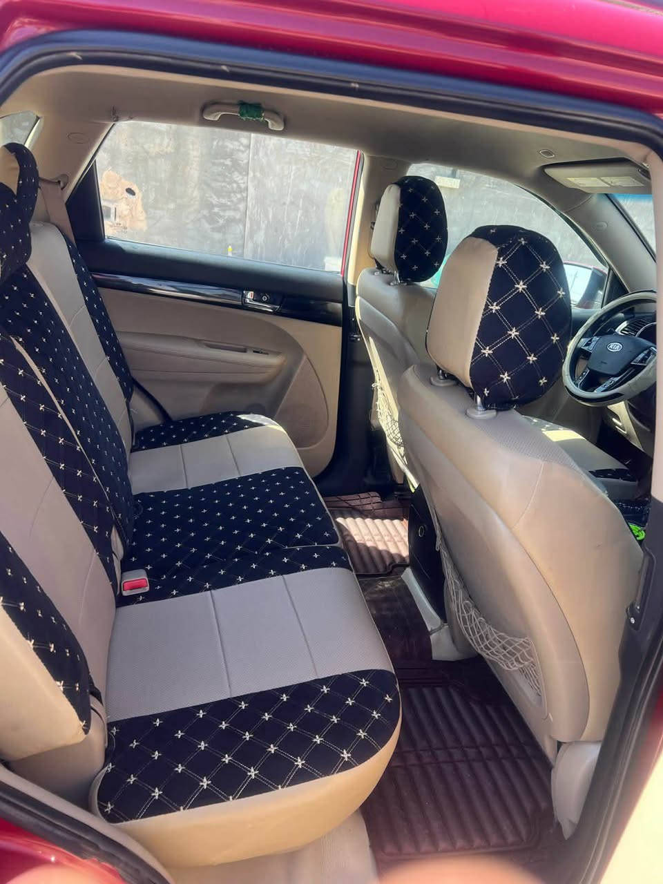 بيع مستعجل سلام عليكم  سارنتو لبيع موديل 11 محرك 6 صار سبوع من شديتلها محرك ب صندوك لا روجز صبح ولا اي شي مكنيه حاويه سبعه راكب تبريد 3 قطع وارد امريكي حادثها جاملغ مال صدر  وبنيد تخم تاير باتري جديد صدر كدام جديد سيارة جاهزة من كلشي السعر 127 وبيها مجال حك جيه الاتصال***********
