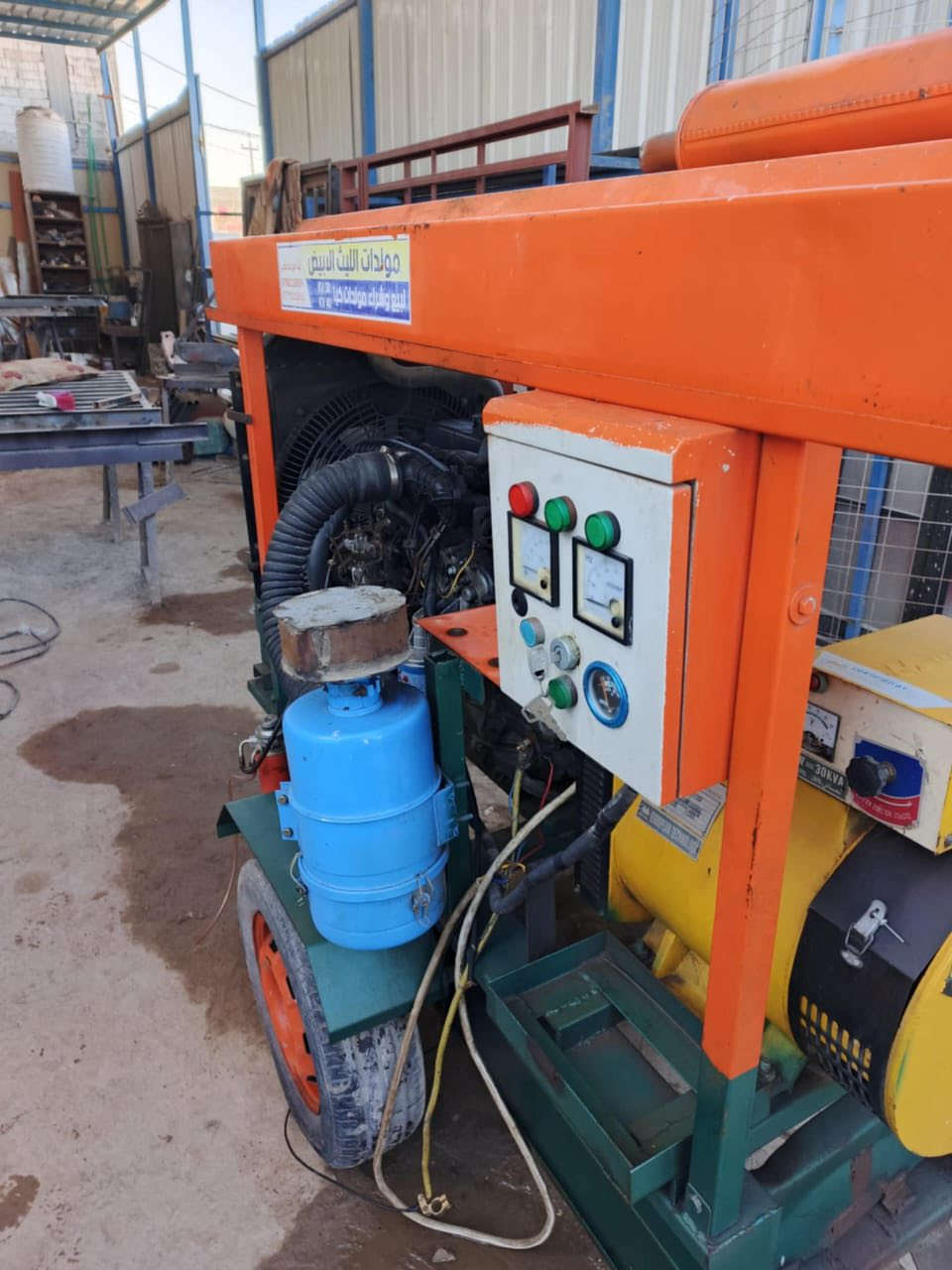 مولده كيا 2700 جديده بمعنه كلمه سعره 18$ورقه وبيه مجال مكان نجف ***********
